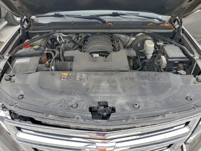 Chevrolet Suburban C1500 Ltz Image 12