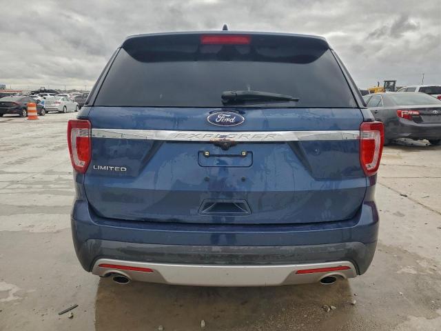 Ford Explorer Limited Image 13