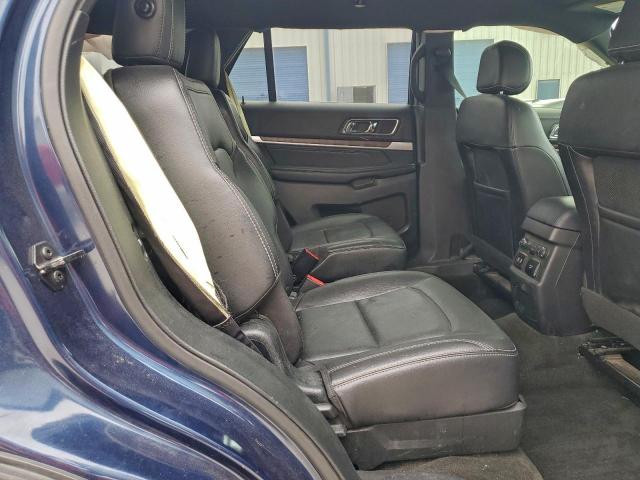 Ford Explorer Limited Image 7