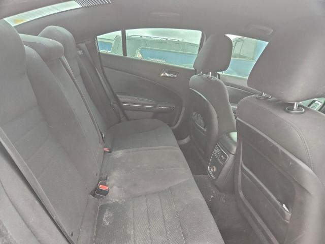 Dodge Charger Se Image 6
