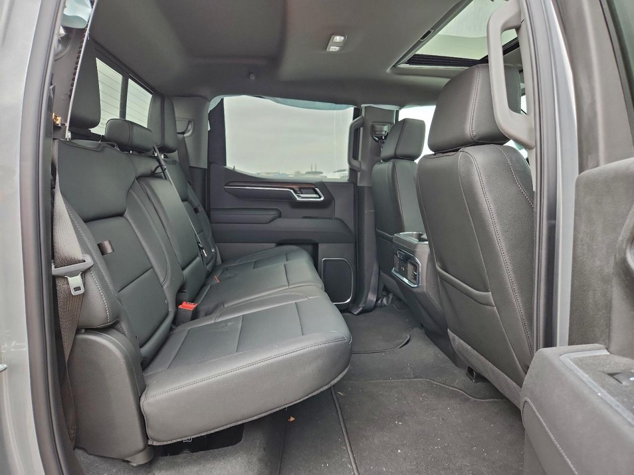 GMC Sierra K1500 Slt Image 6