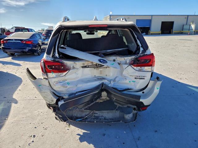 Subaru Forester Touring Image 3