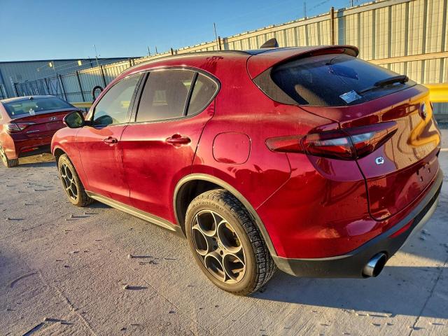 Alfa Romeo Stelvio Sport Image 2