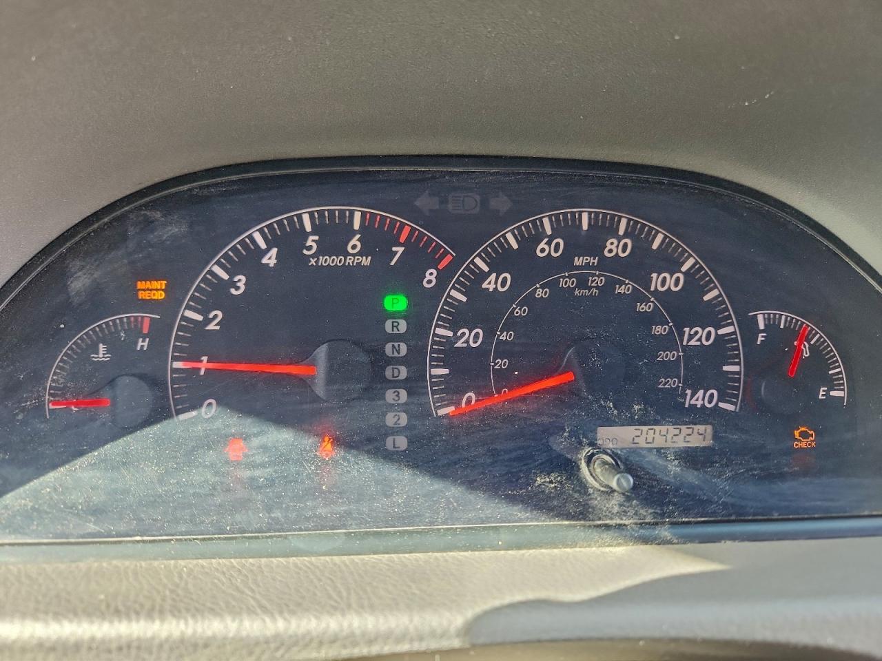 Toyota Camry Le Image 7