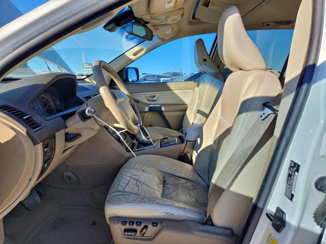 Volvo XC90 3.2 Image 14