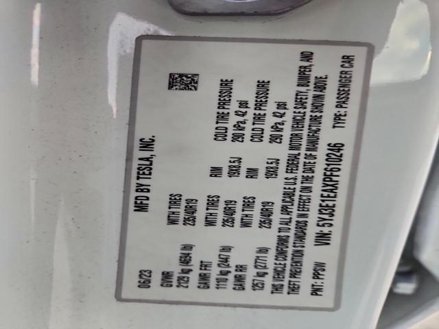 Tesla Model 3 Image 9