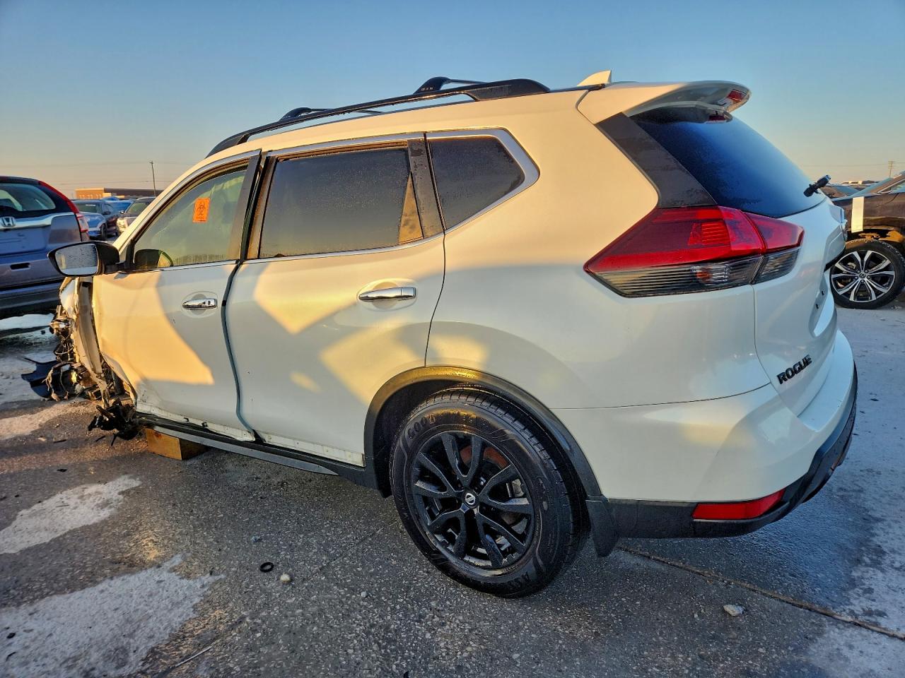 Nissan Rogue S Image 5
