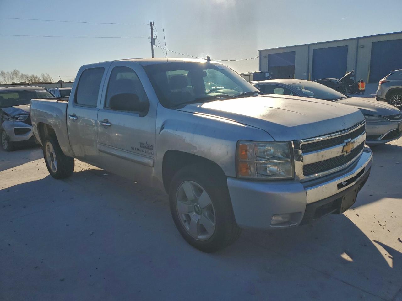 Chevrolet Silverado C1500 Lt Image 3