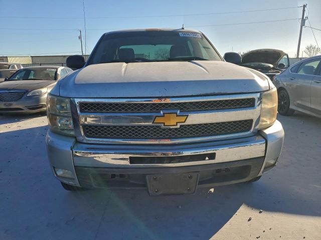 Chevrolet Silverado C1500 Lt Image 10