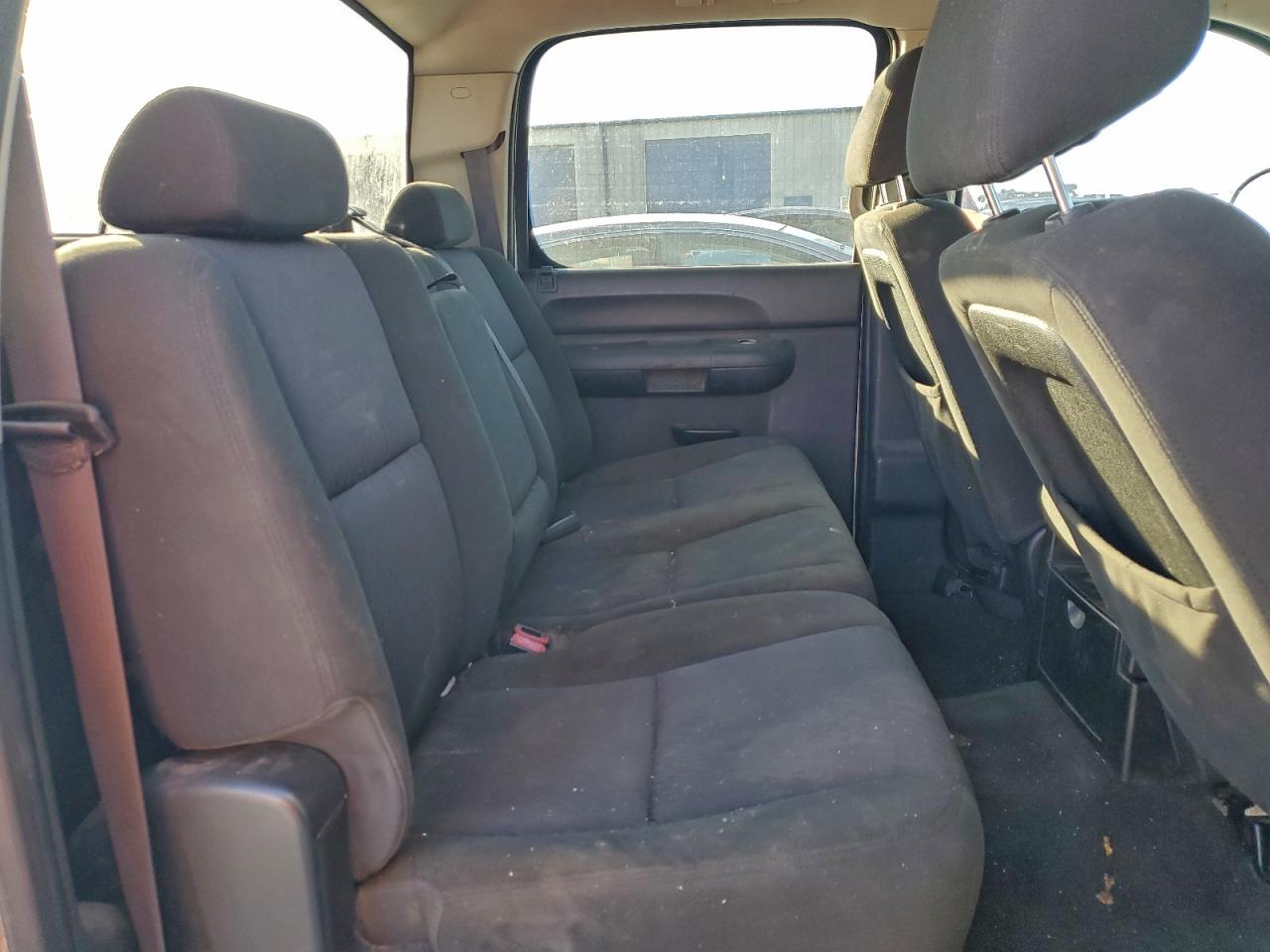 Chevrolet Silverado C1500 Lt Image 8