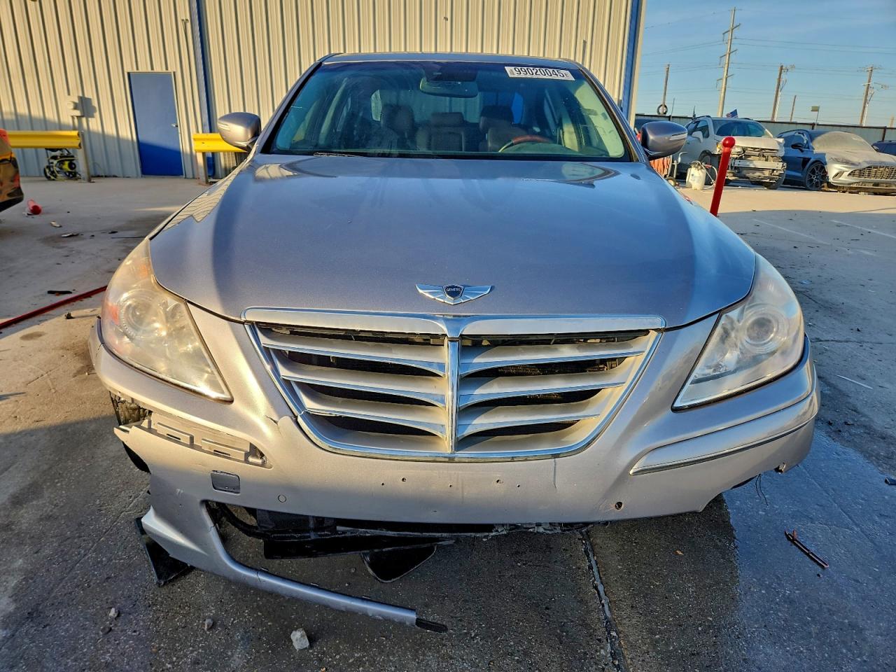 Hyundai Genesis 4.6l Image 3