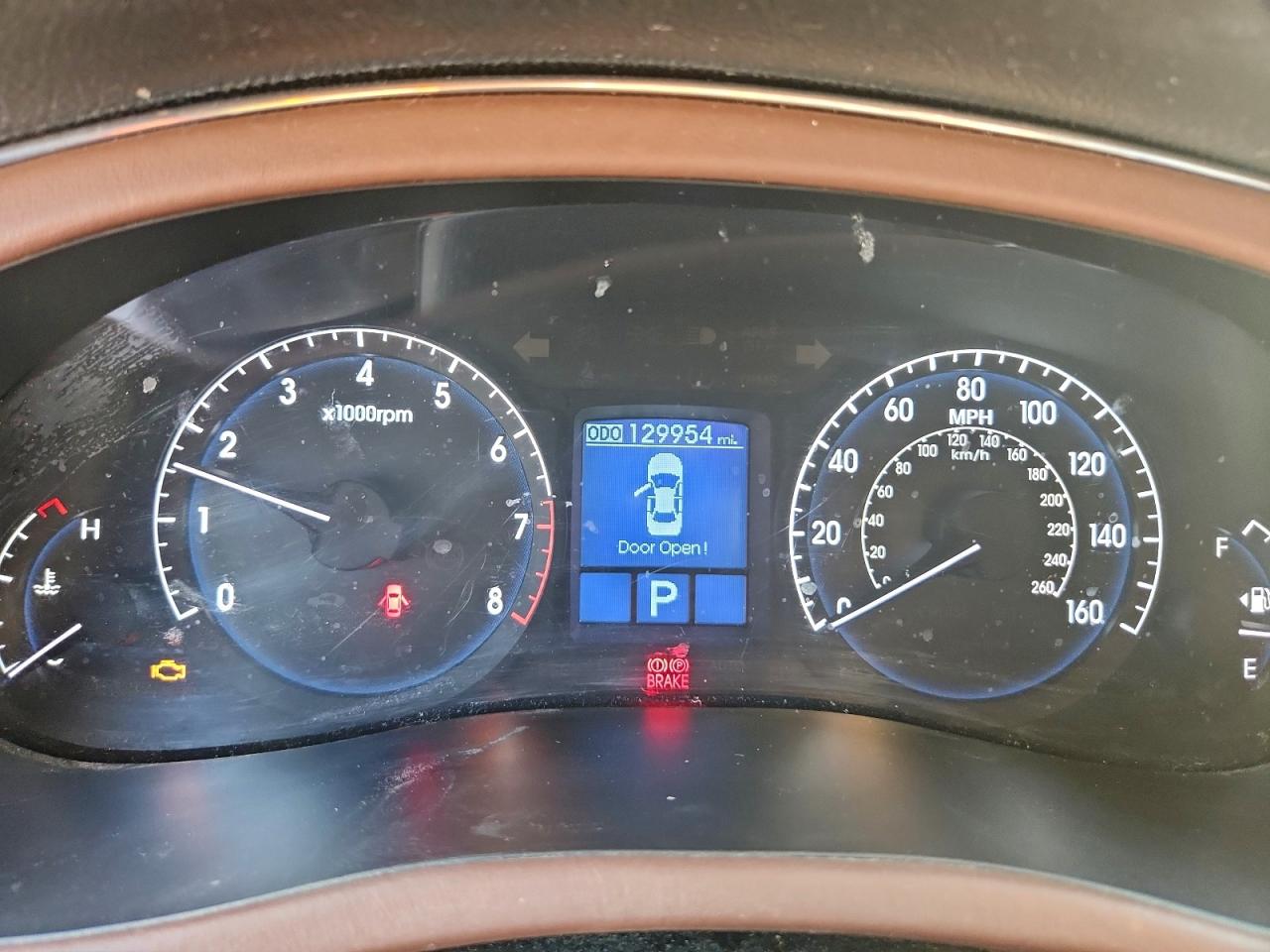 Hyundai Genesis 4.6l Image 8