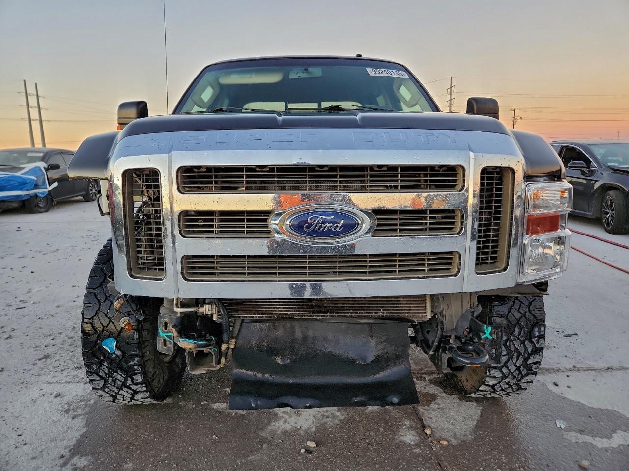 Ford F-250 Super Duty Image 3