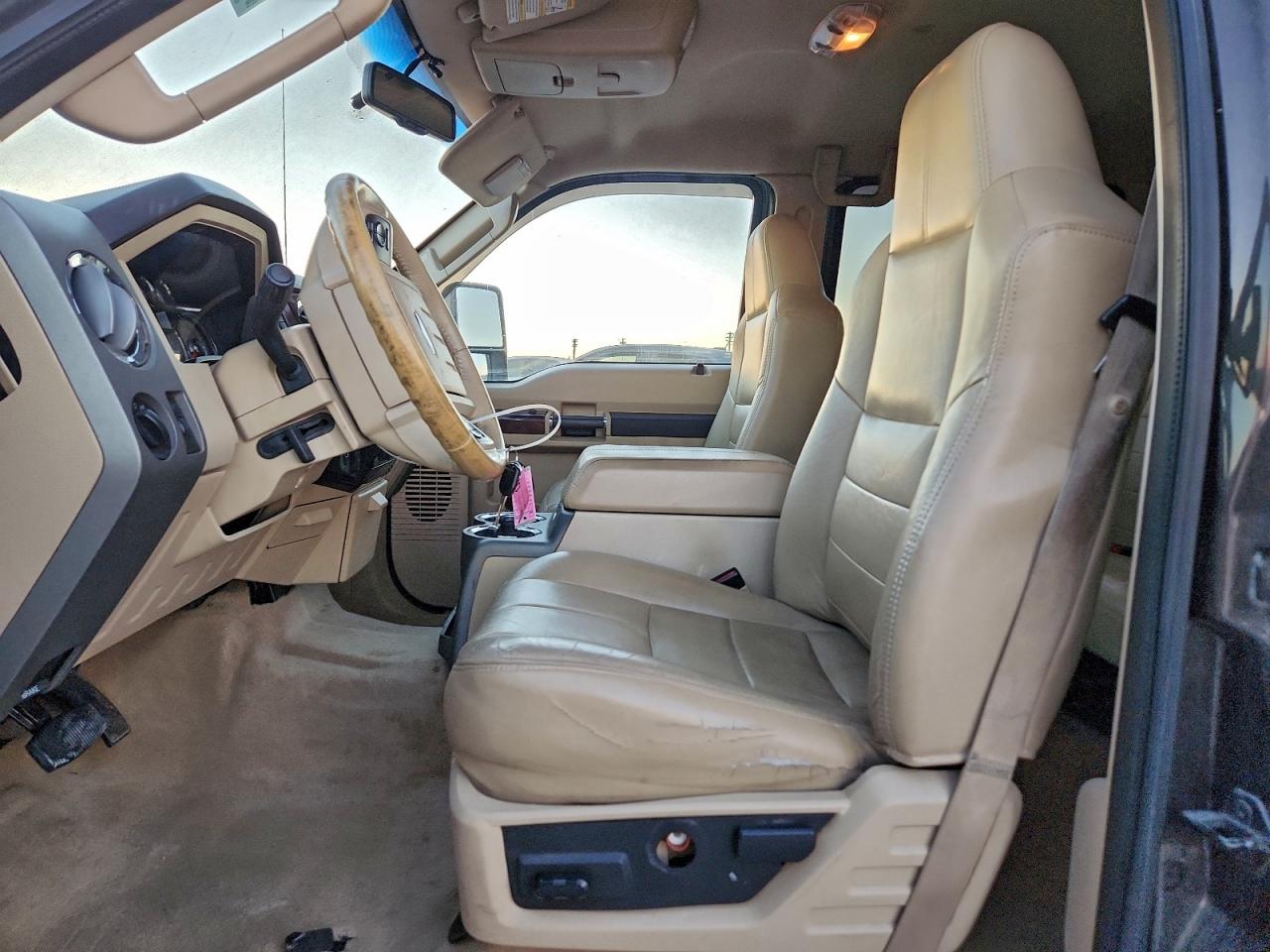 Ford F-250 Super Duty Image 6