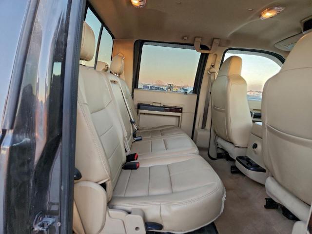 Ford F-250 Super Duty Image 4