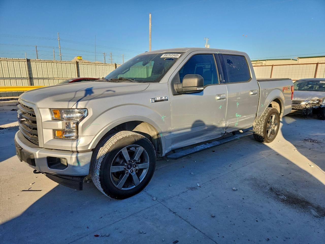 Ford F-150 Supercrew Image 1