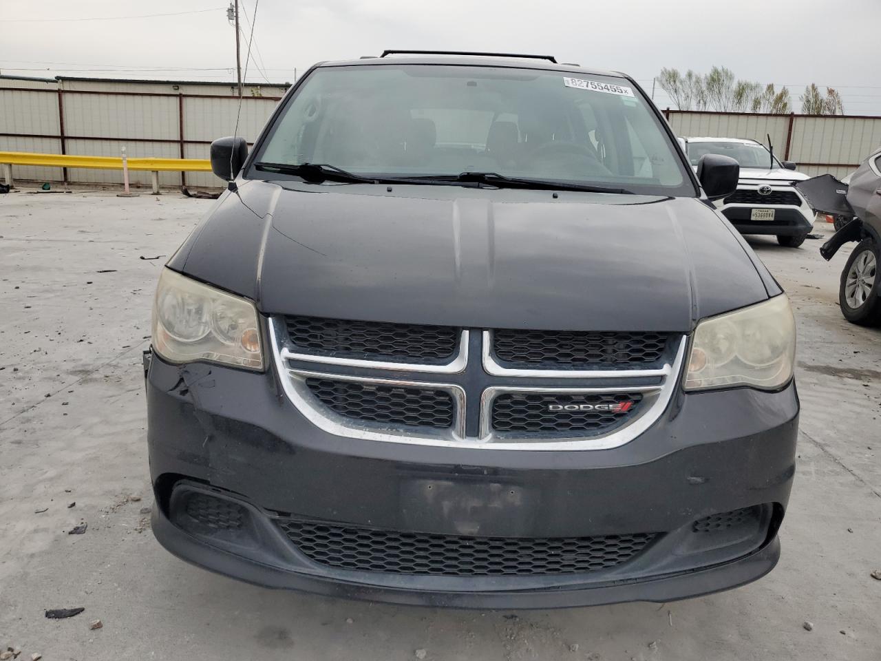 Dodge Caravan Sxt Image 5