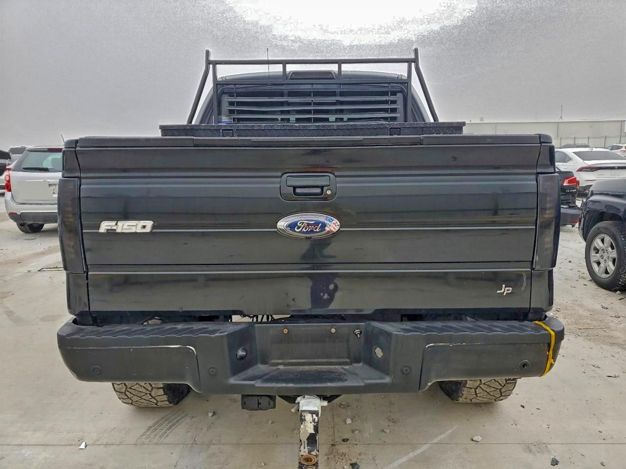 Ford F-150 Supercrew Image 9