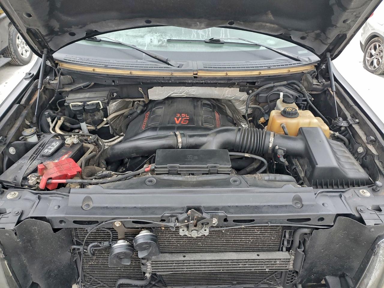 Ford F-150 Supercrew Image 11