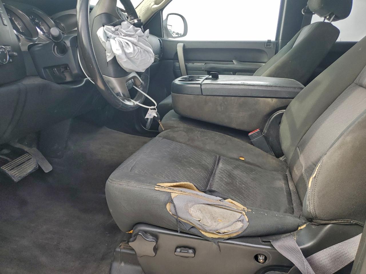 Chevrolet Silverado C1500 Lt Image 7