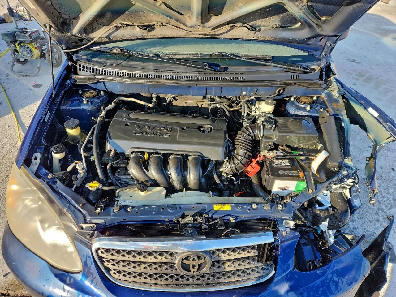 Toyota Corolla Ce Image 6