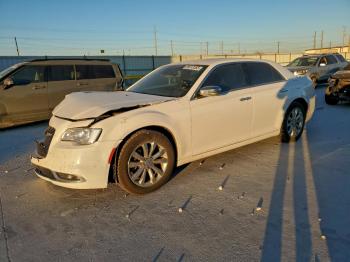  Salvage Chrysler 300