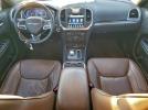Chrysler 300 Limited Image 9
