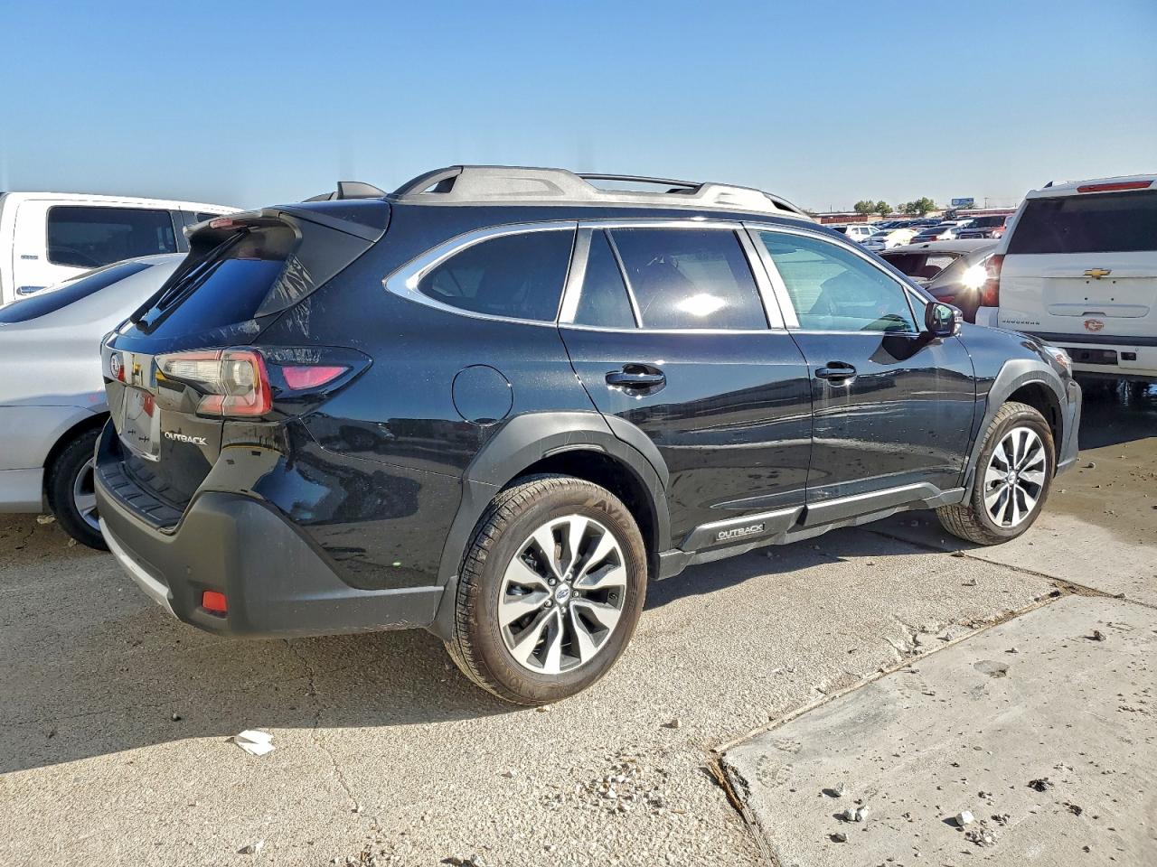 Subaru Outback Limited Image 14