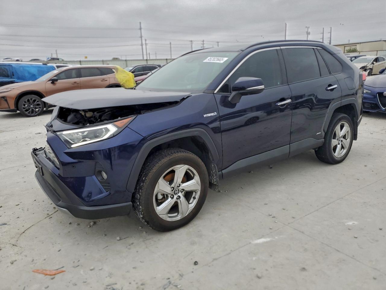 Toyota RAV4 Limited Image 1