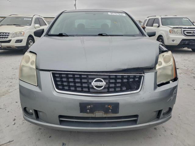 Nissan Sentra 2.0 Image 2