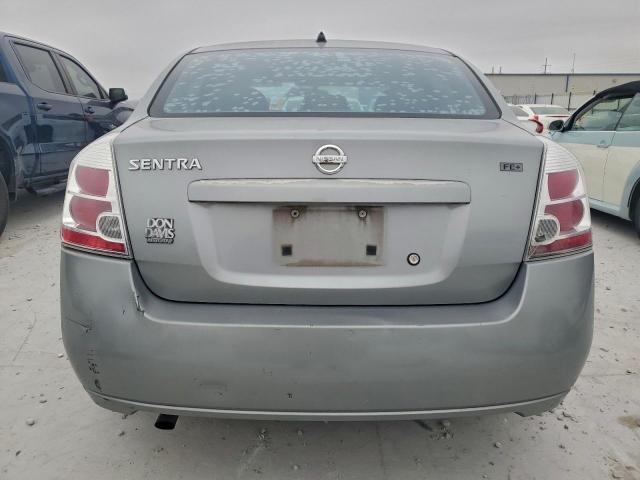Nissan Sentra 2.0 Image 6