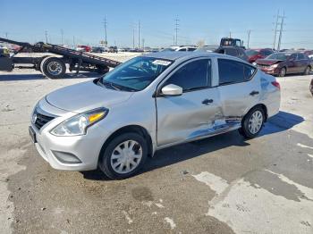  Salvage Nissan Versa