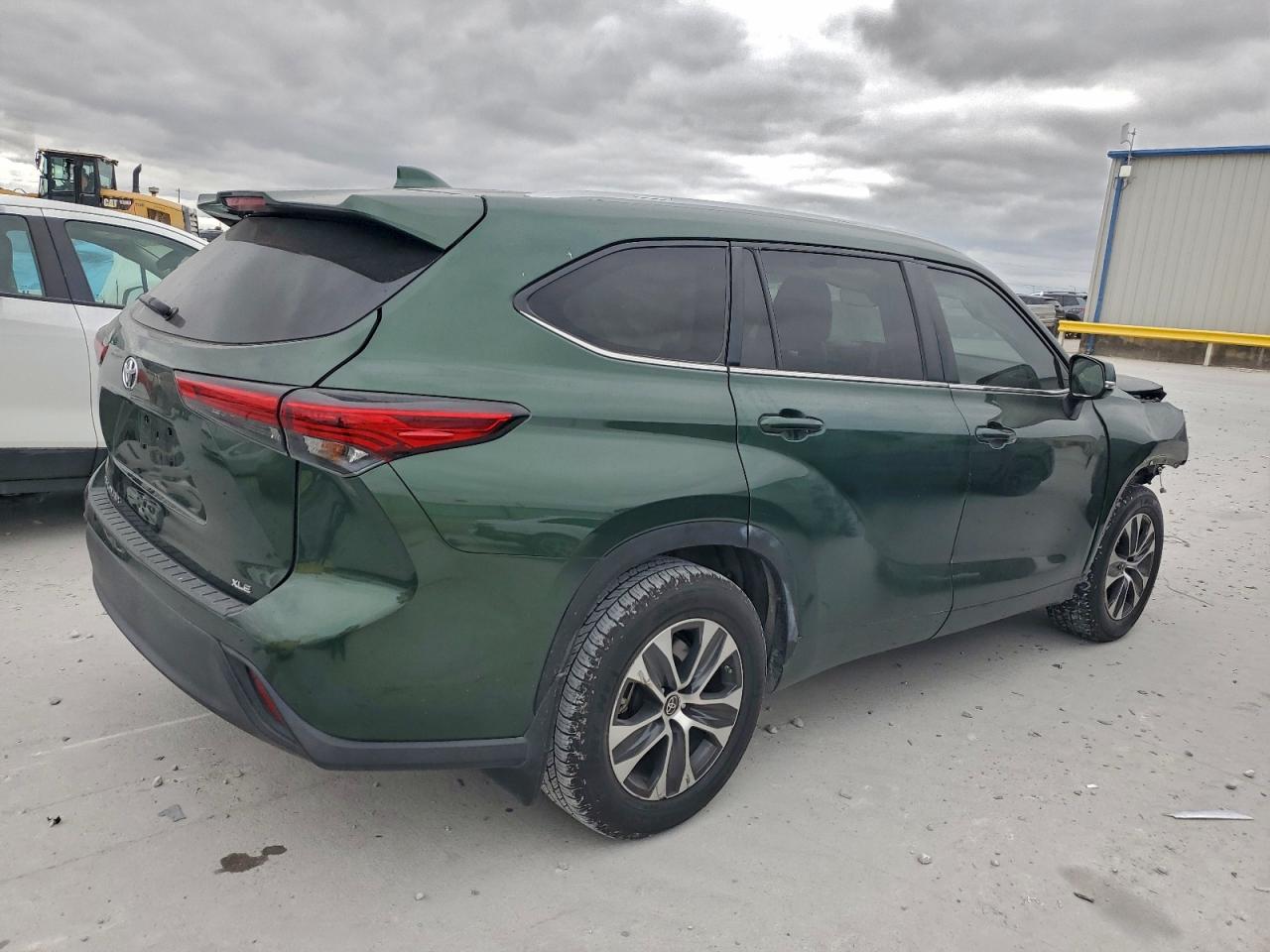 Toyota Highlander L Image 5