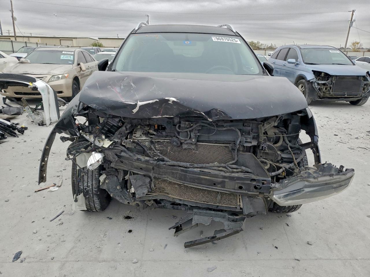 Nissan Rogue S Image 3