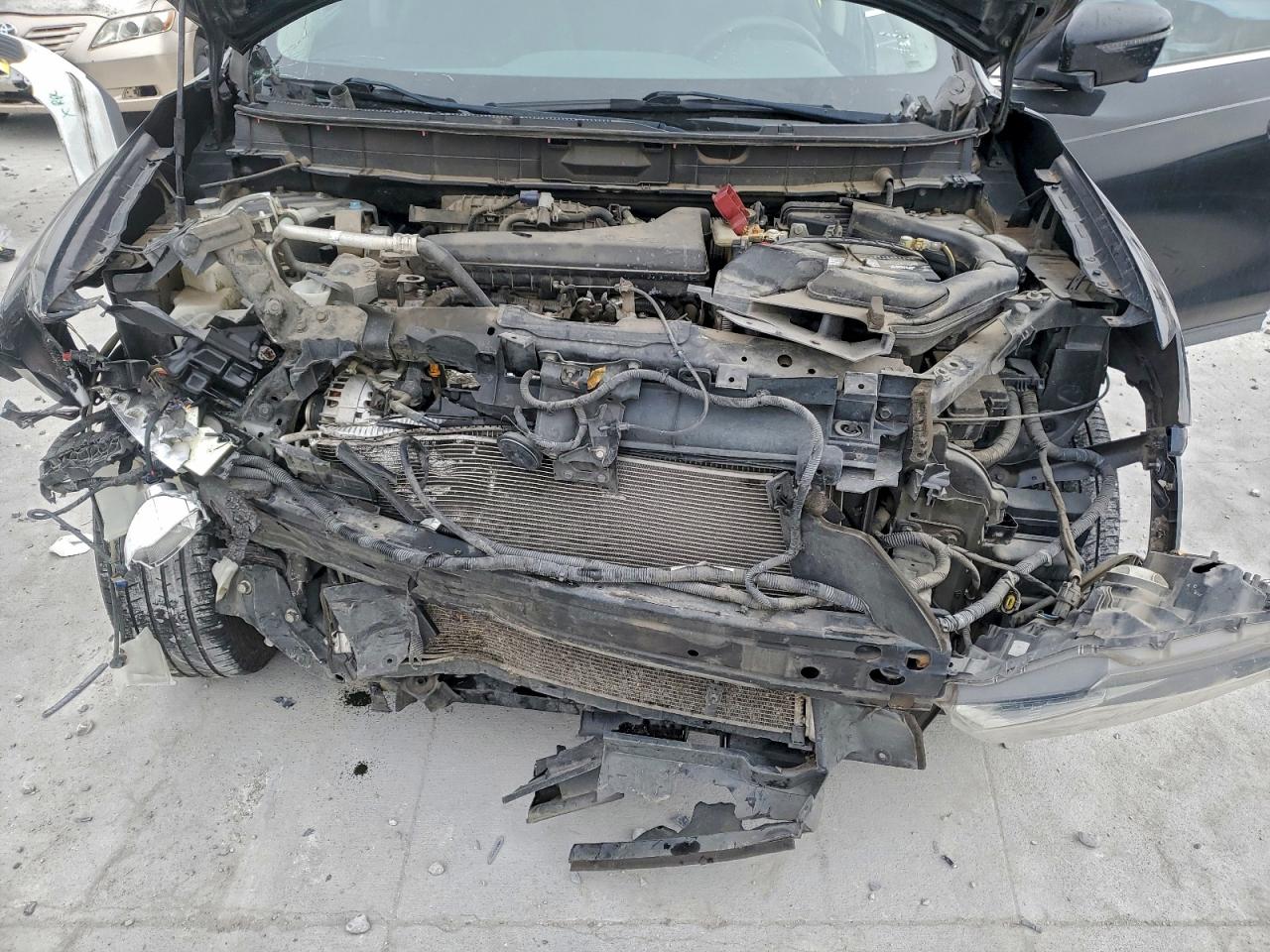 Nissan Rogue S Image 13