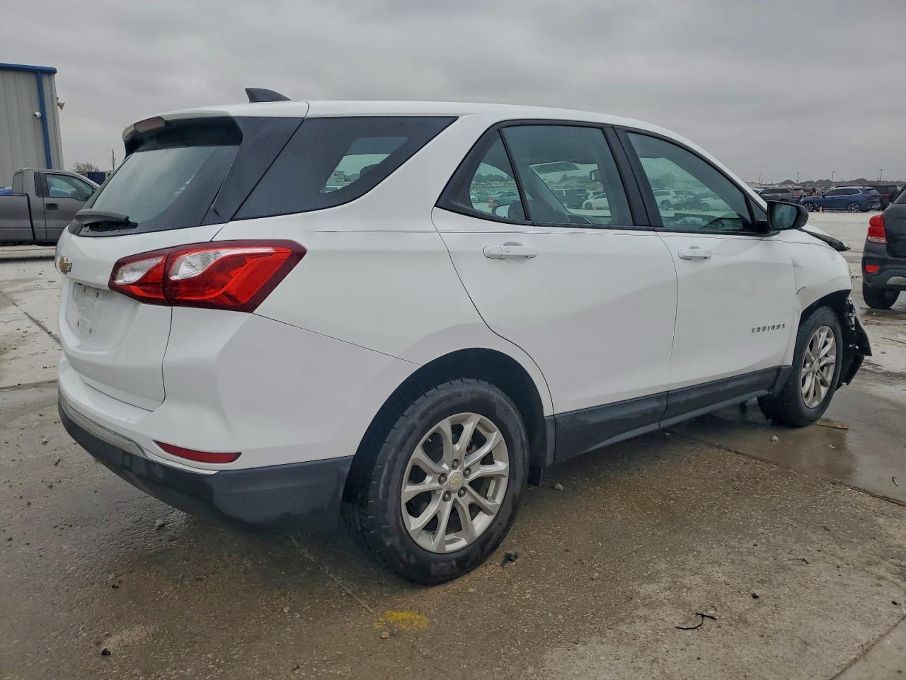 Chevrolet Equinox Ls Image 6