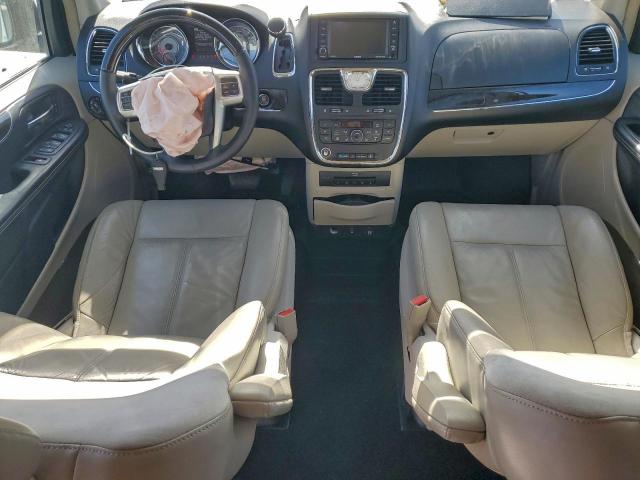 Chrysler Minivan Limited Image 6