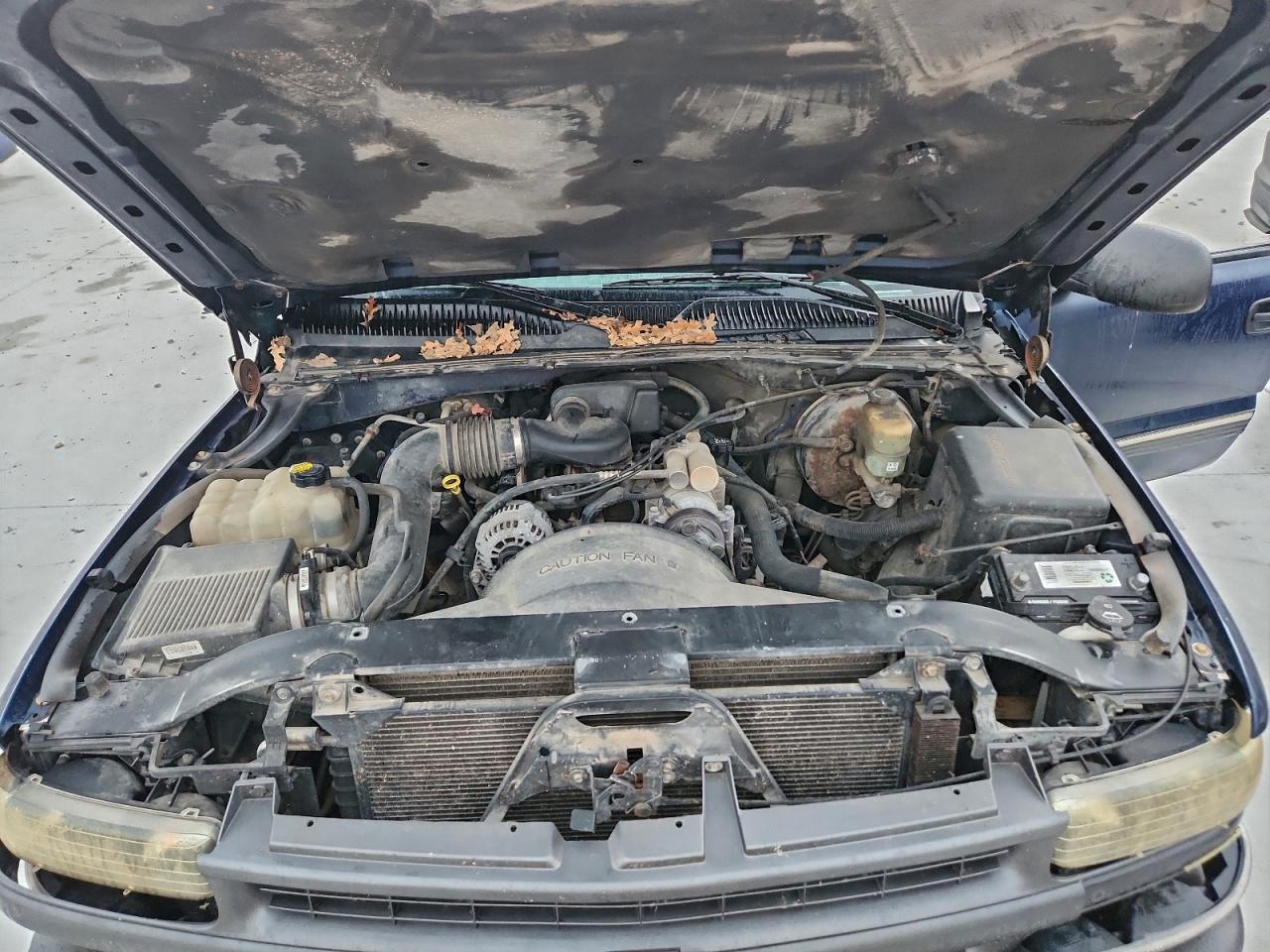 Chevrolet Silverado C1500 Image 12