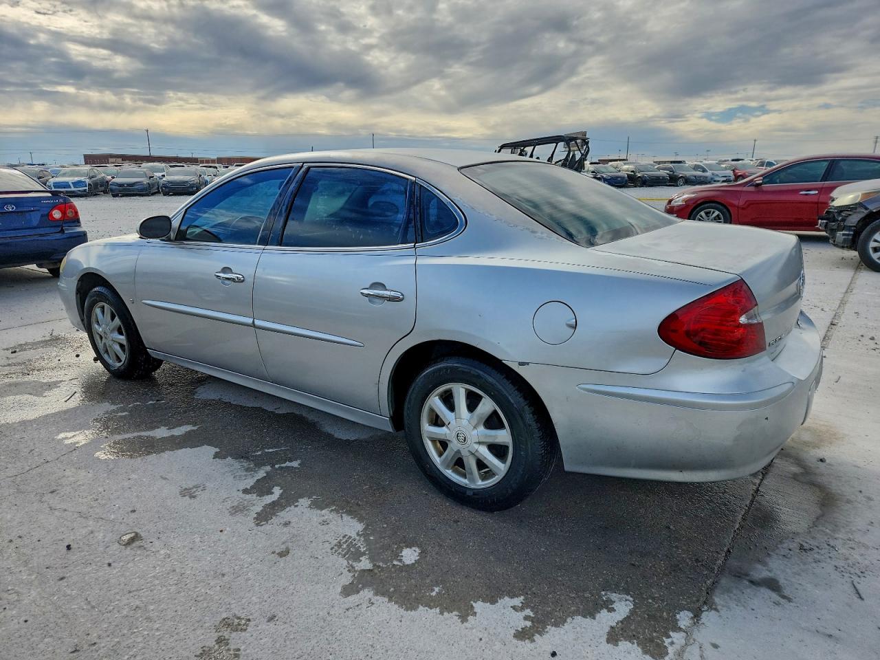 Buick LaCrosse Cxl Image 4
