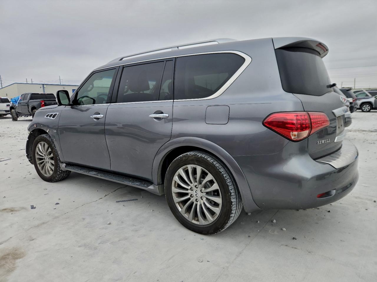 INFINITI Qx Base Image 2