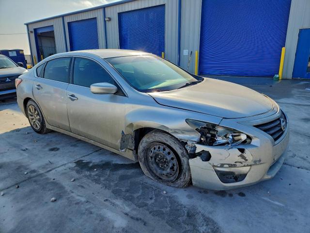 Nissan Altima 2.5 Image 12