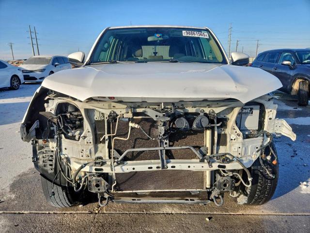 Toyota 4Runner Sr5 Image 6