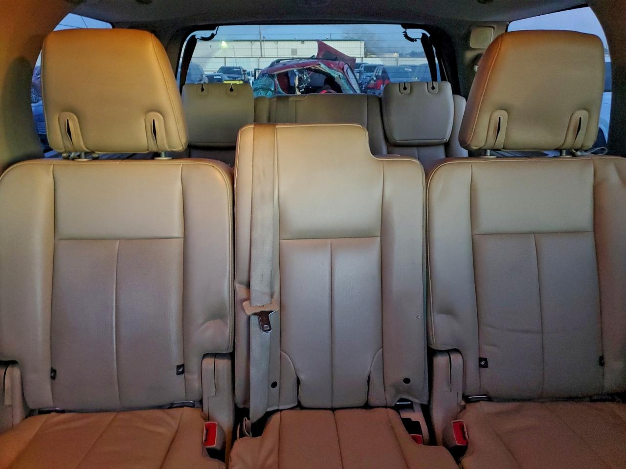 Ford Expedition Xlt Image 9