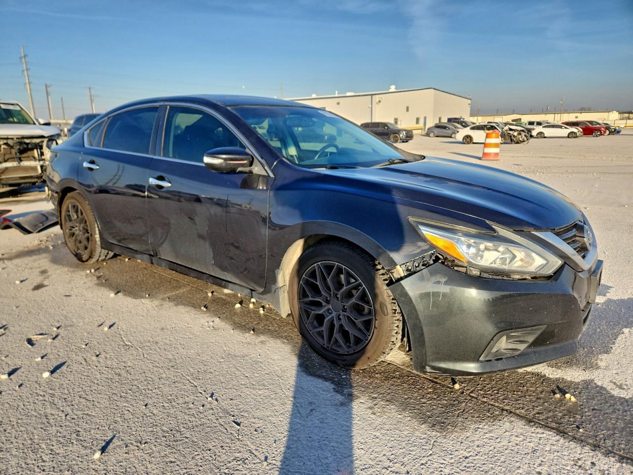 Nissan Altima 2.5 Image 3