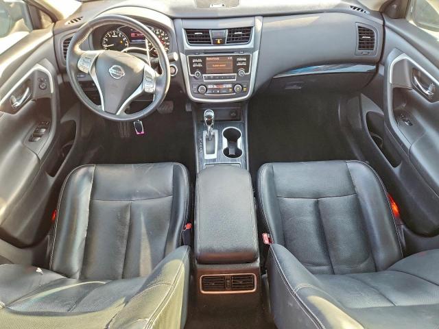 Nissan Altima 2.5 Image 12