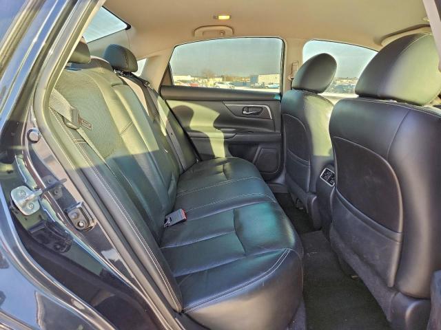 Nissan Altima 2.5 Image 13