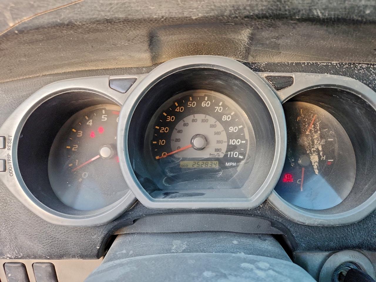 Toyota 4Runner Sr5 Image 12