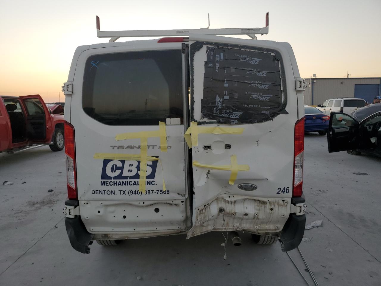 Ford Transit T-250 Image 6