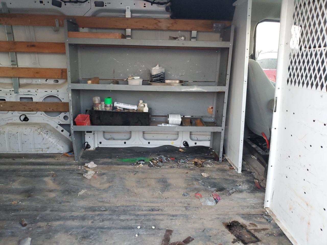 Ford Transit T-250 Image 5