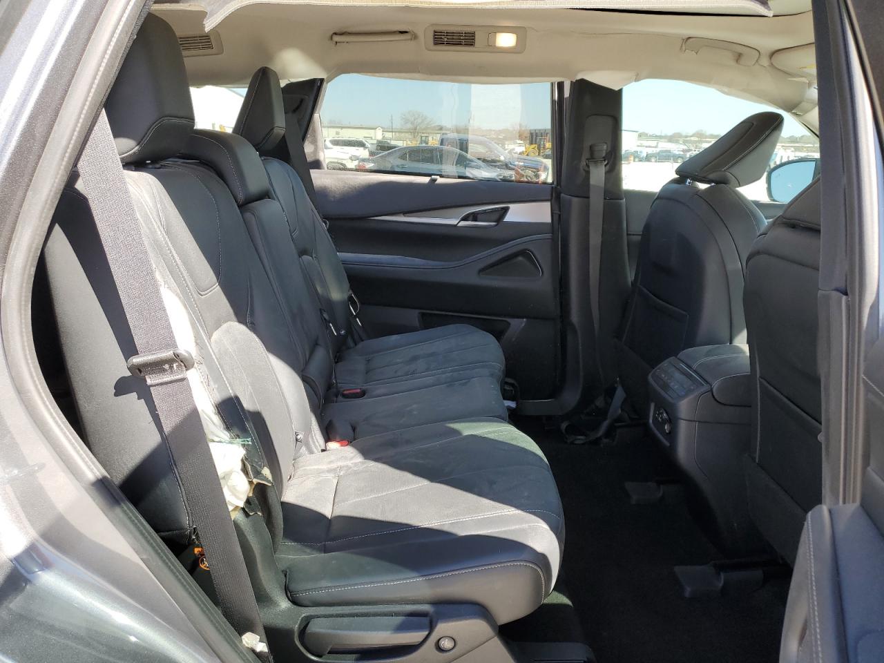 INFINITI Qx Luxe Image 11